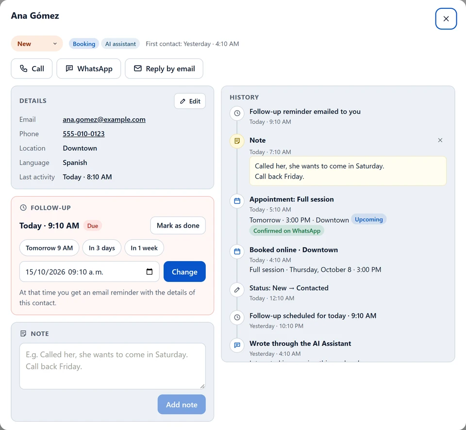 Contact record in the dashboard: status, follow-up, notes and a history with the appointment confirmed on WhatsApp (sample data).